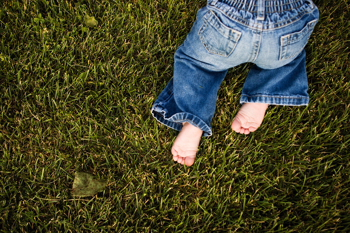 Jeux sensoriels : laissez votre bébé se salir